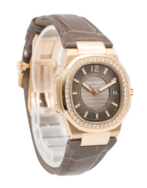 Patek Philippe Nautilus 7010R-010